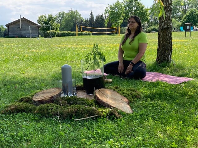 Claudia Yoga Bild 1